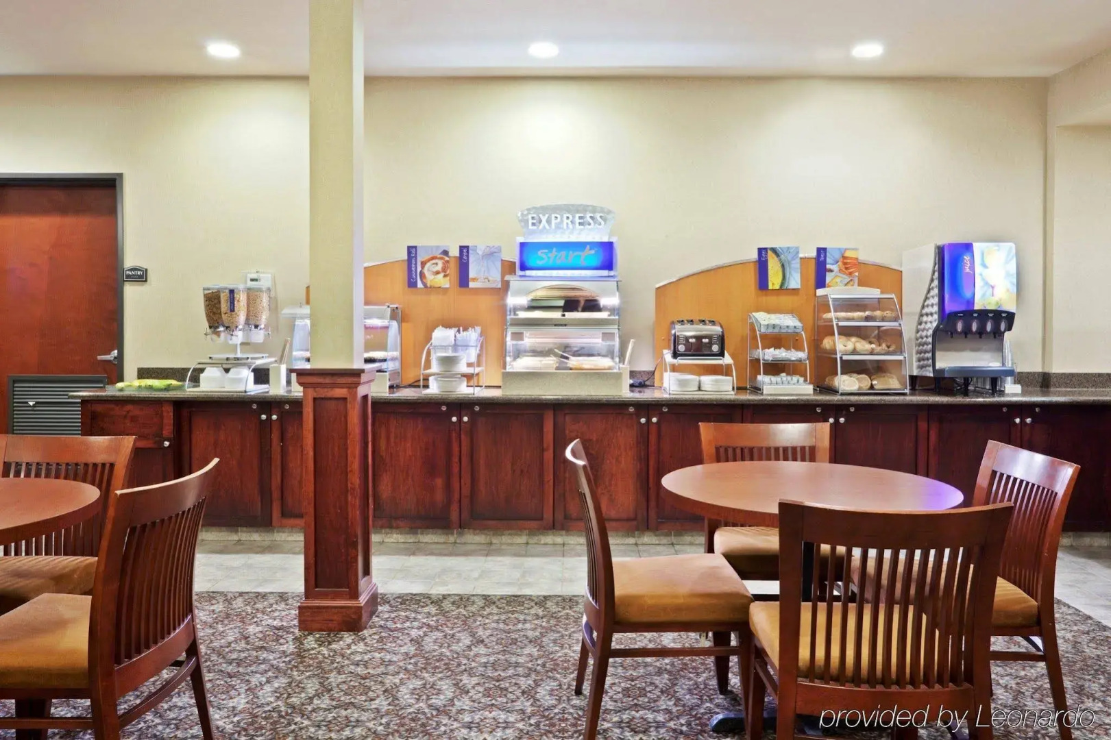 Holiday Inn Express Hotel & Suites Seaside-Convention Center by IHG