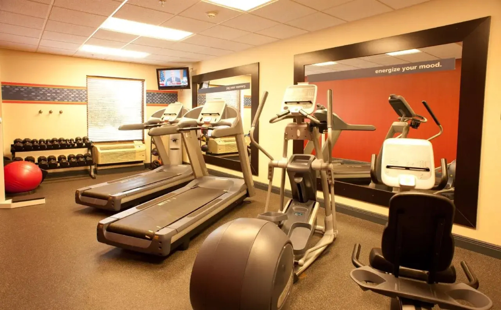 Hampton Inn & Suites Jennings