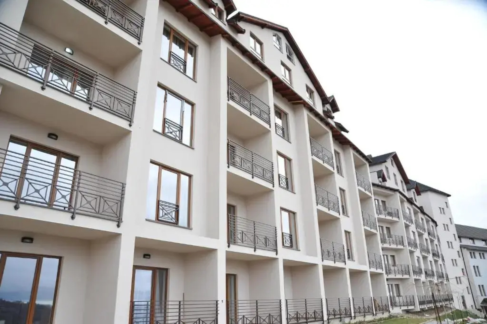 Milmari boutique, S3 lux