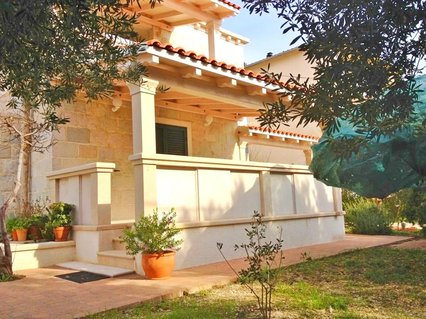 Apartments Iskra Duce