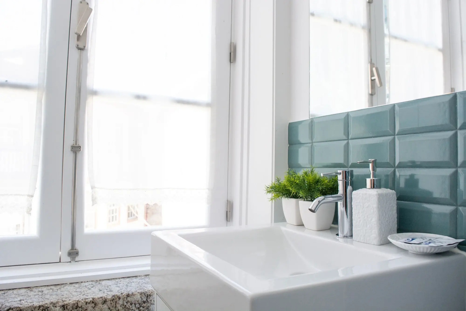 Trovador City Guest House