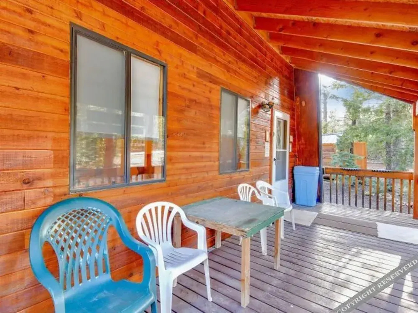 The Pit Stop Sleeps upto 10 people by RedAwning