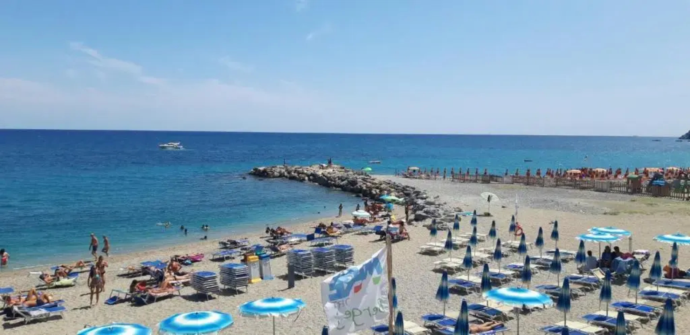 Una finestra sul mare Home 1