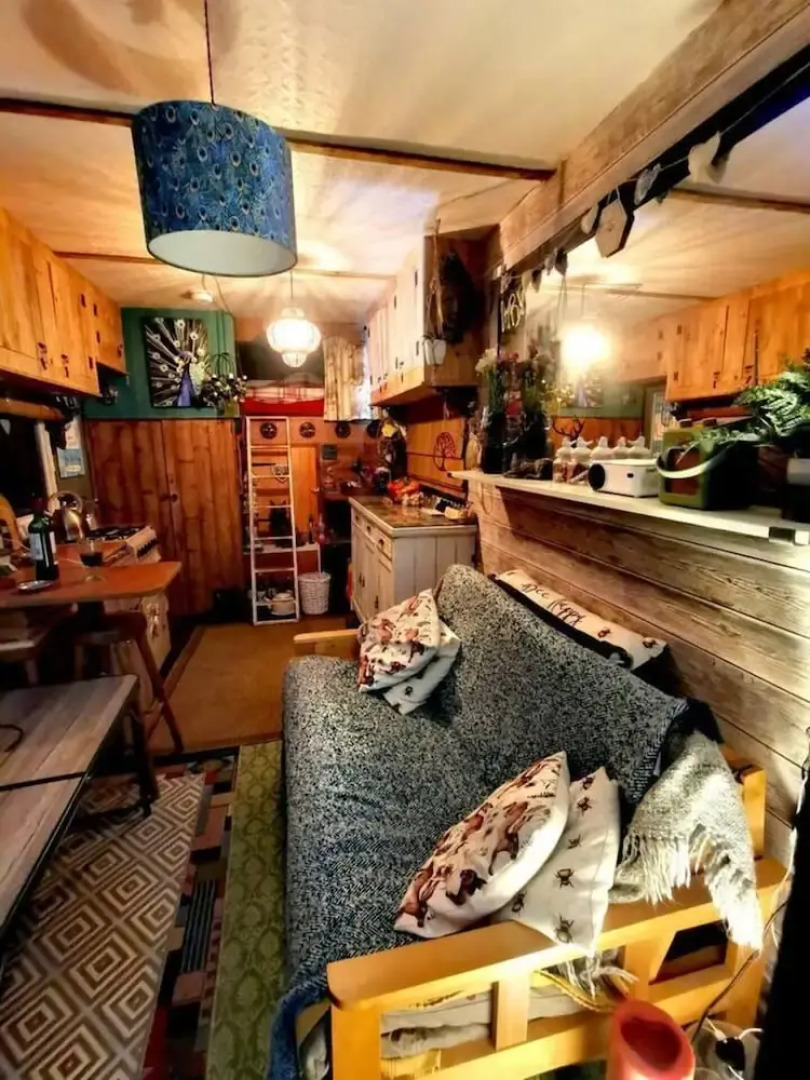 Gorgeous Horsebox at Glamp in Style in East Sussex