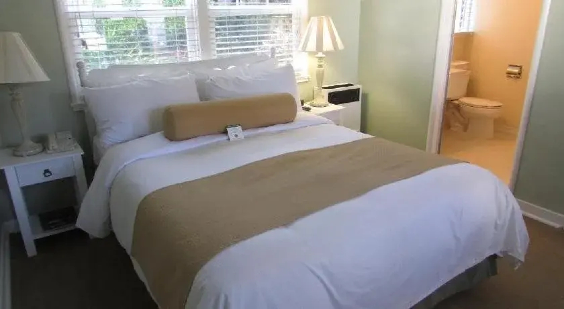 The Colonial Terrace