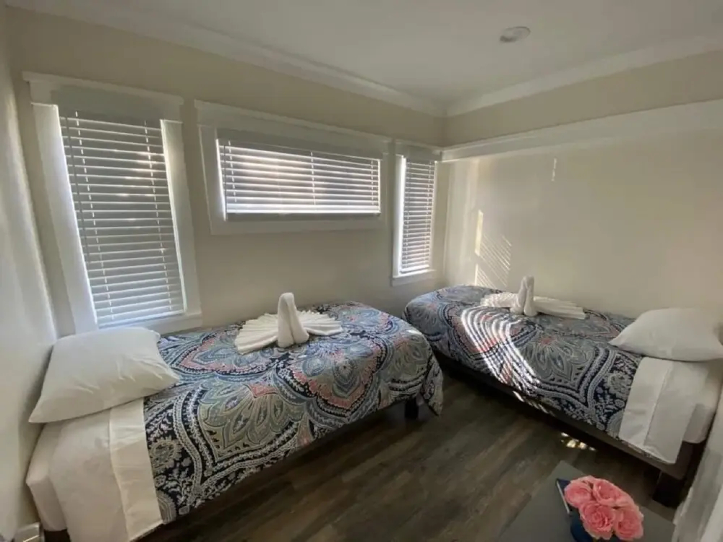 Shore Living At Its Best! A Great Space For Your Family Vacation In Long Beach. 2 Bedroom Apts by Redawning