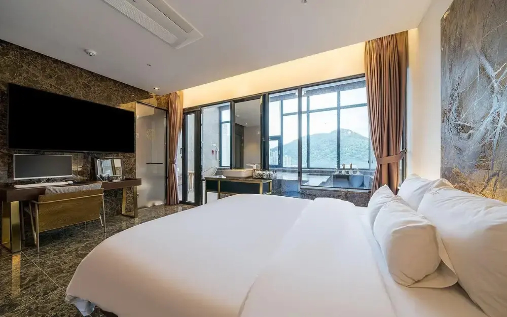 Yangsan Pyeongsan Den Bastar Hotel