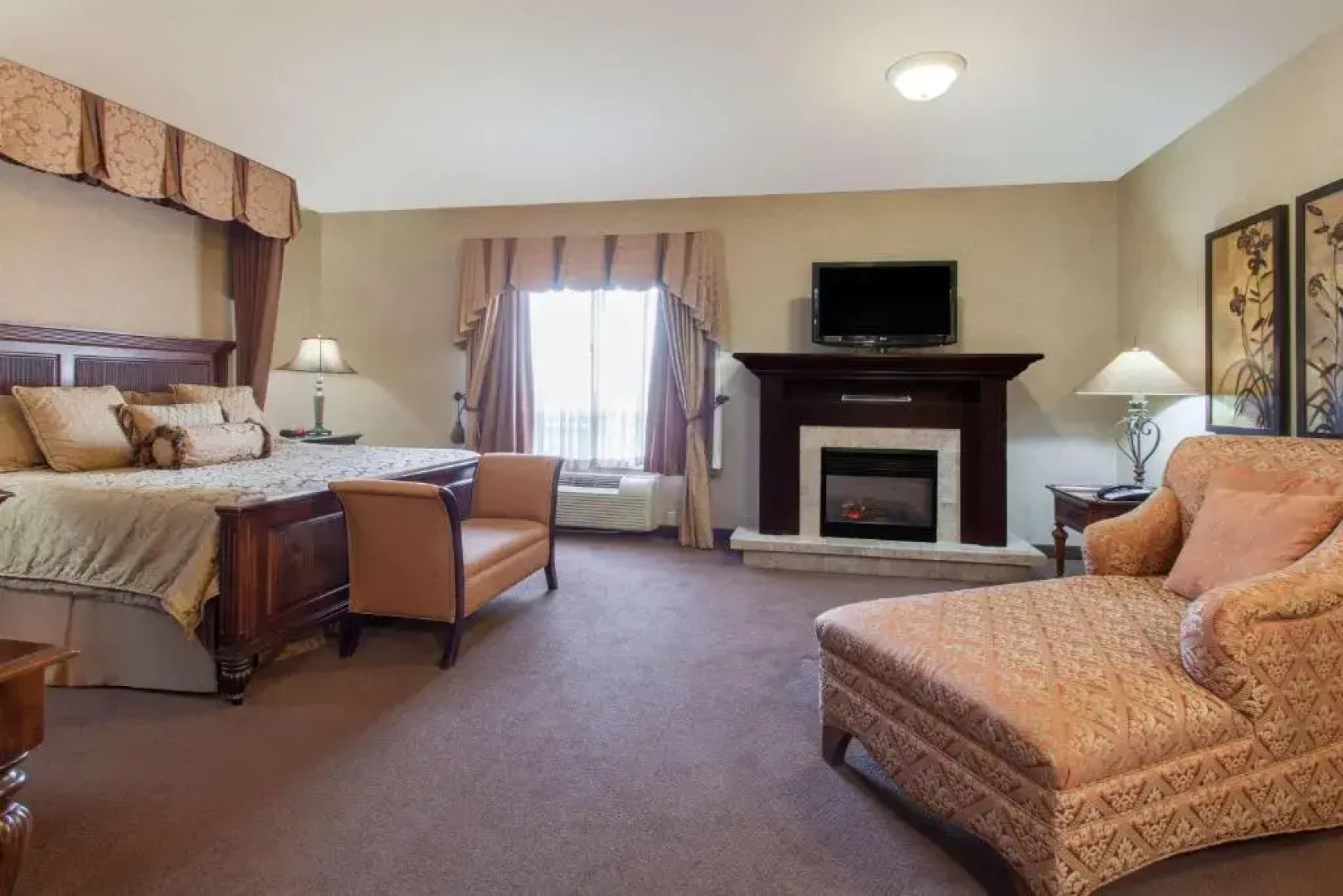 Ramada Camrose
