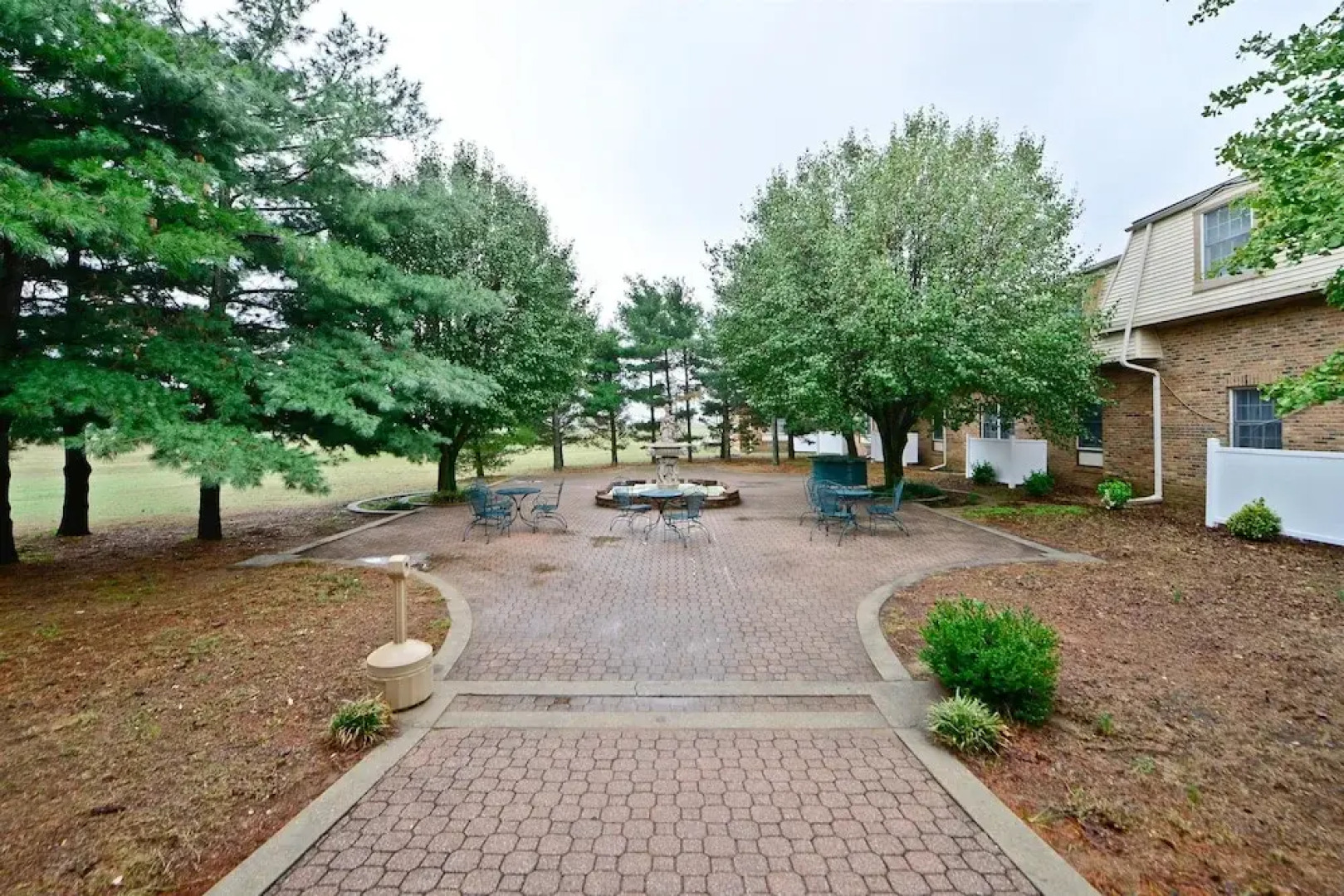 Americas Best Value Inn & Suites