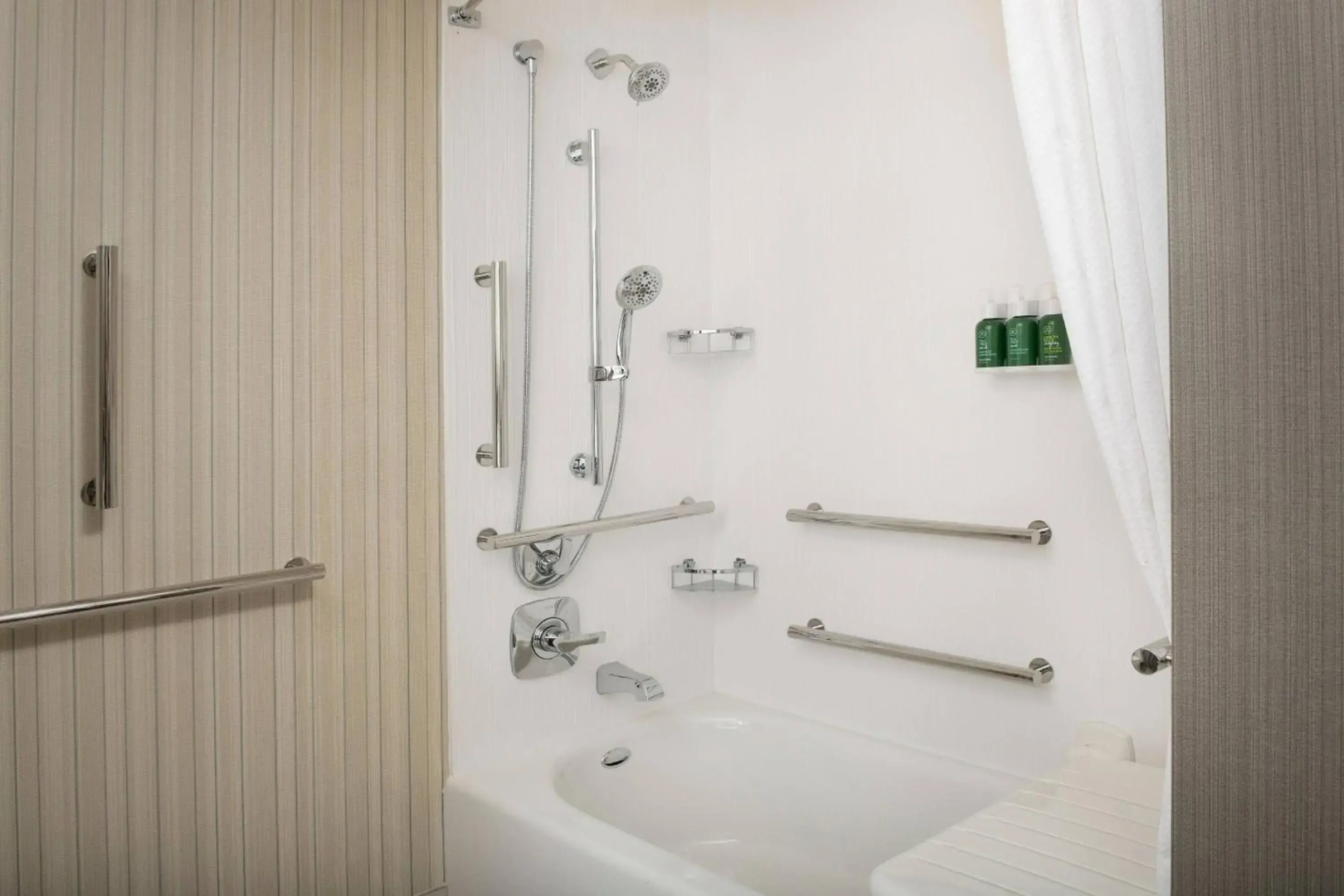 Courtyard by Marriott Portland East
