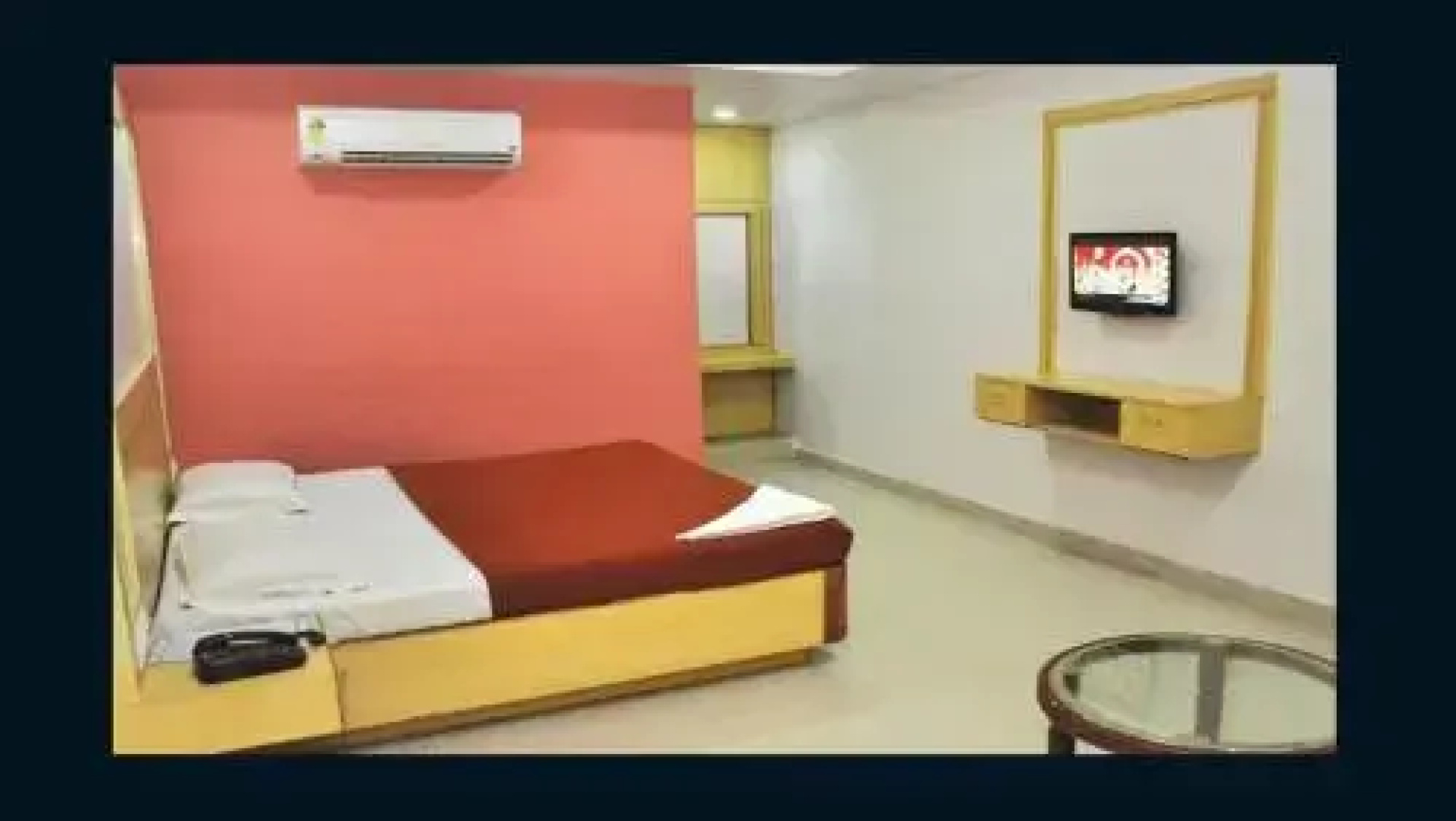 Hotel Mayura A/C