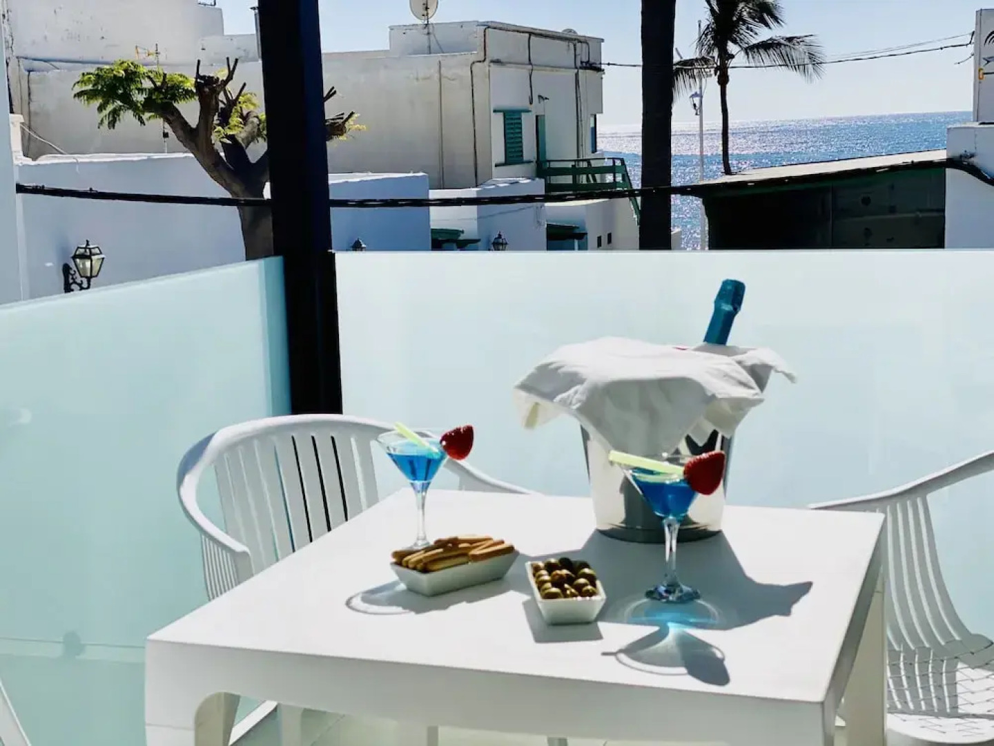 Canaryislandshost l Brisa del Atlántico Apartments