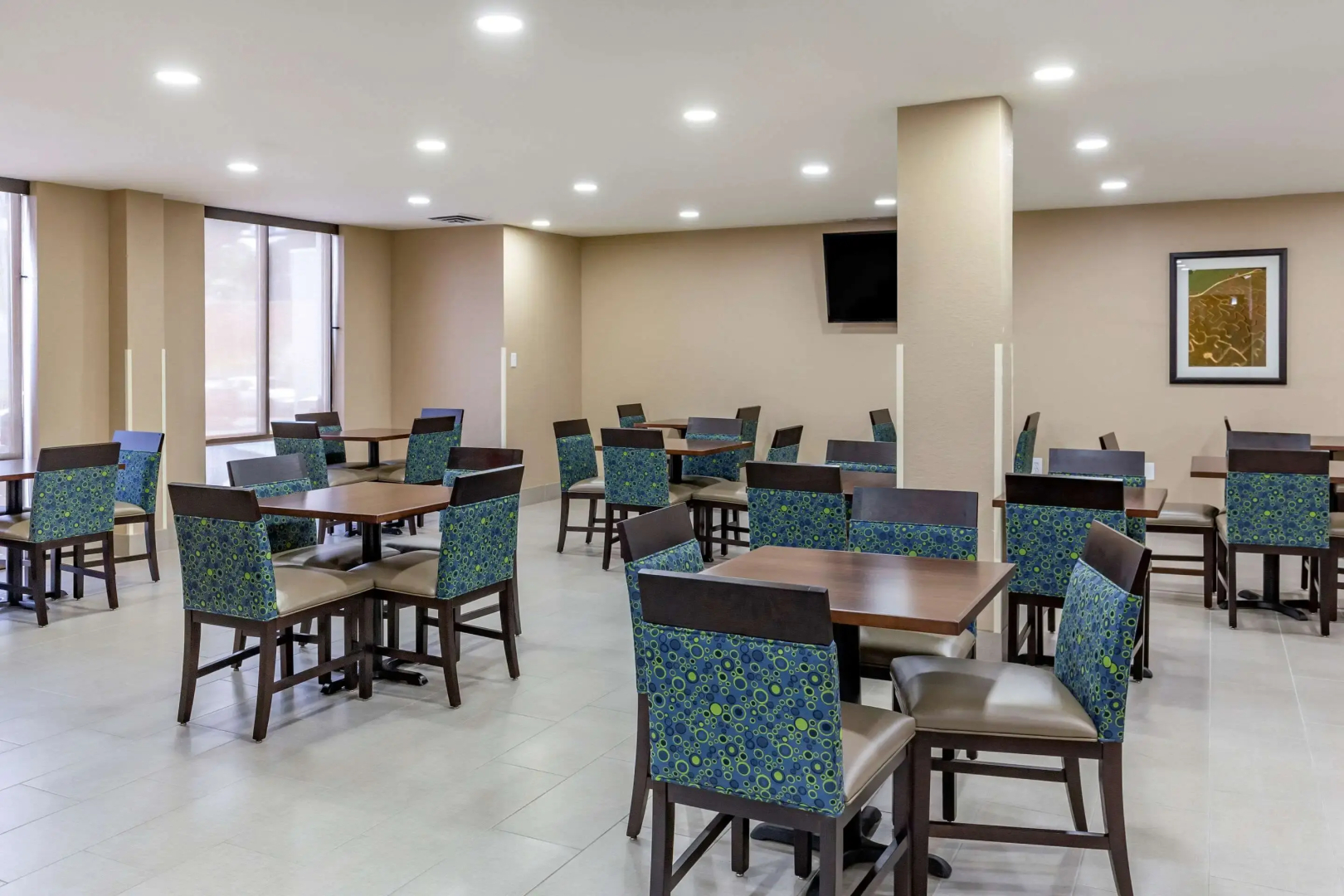 Comfort Inn & Suites Spring Lake - Fayetteville near Fort Bragg