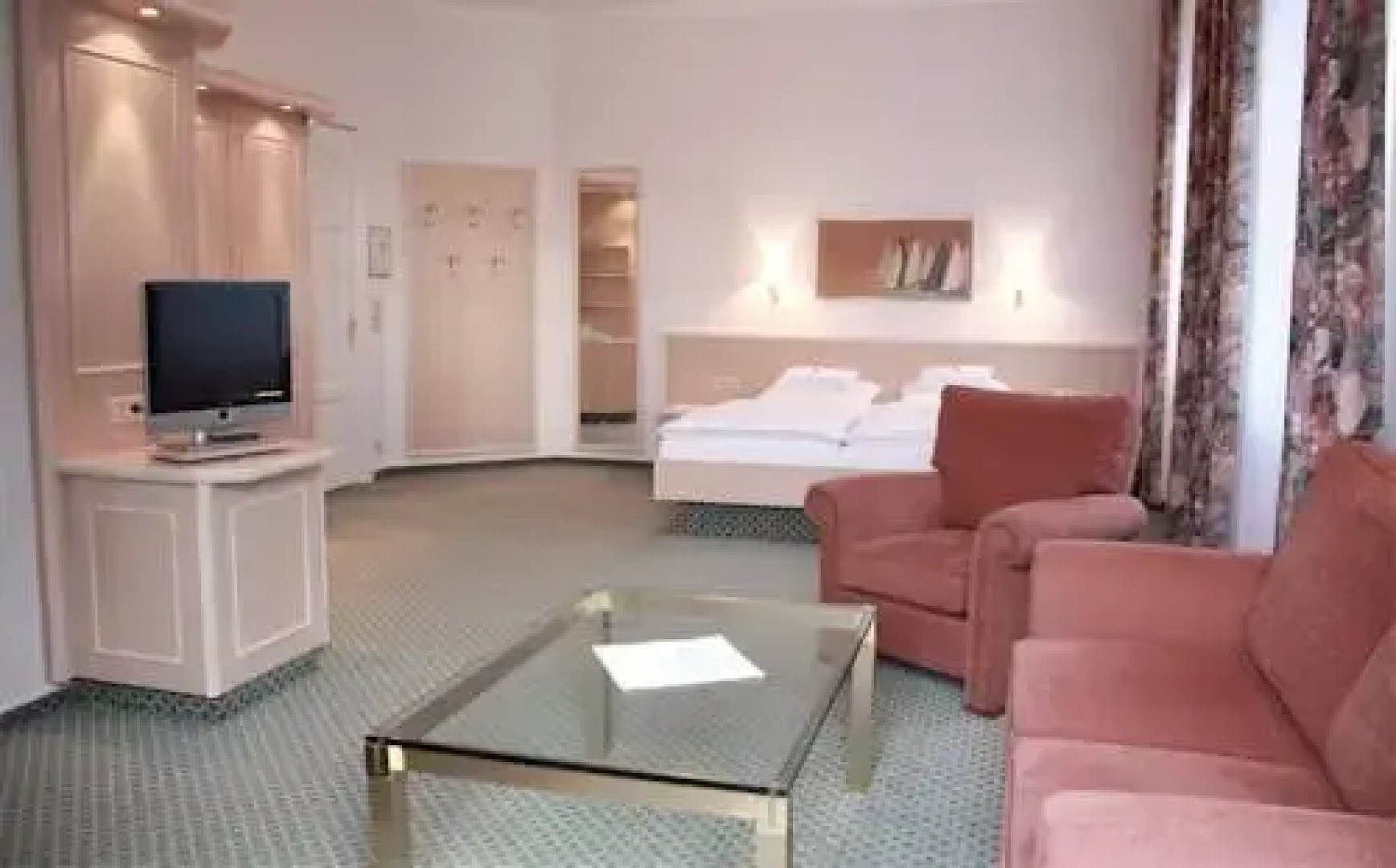 Hotel Westfalenhof & Appartementhaus Heimburg