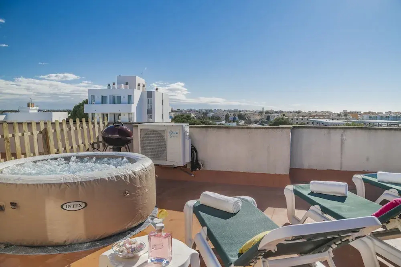 Tio Max Apartment IV