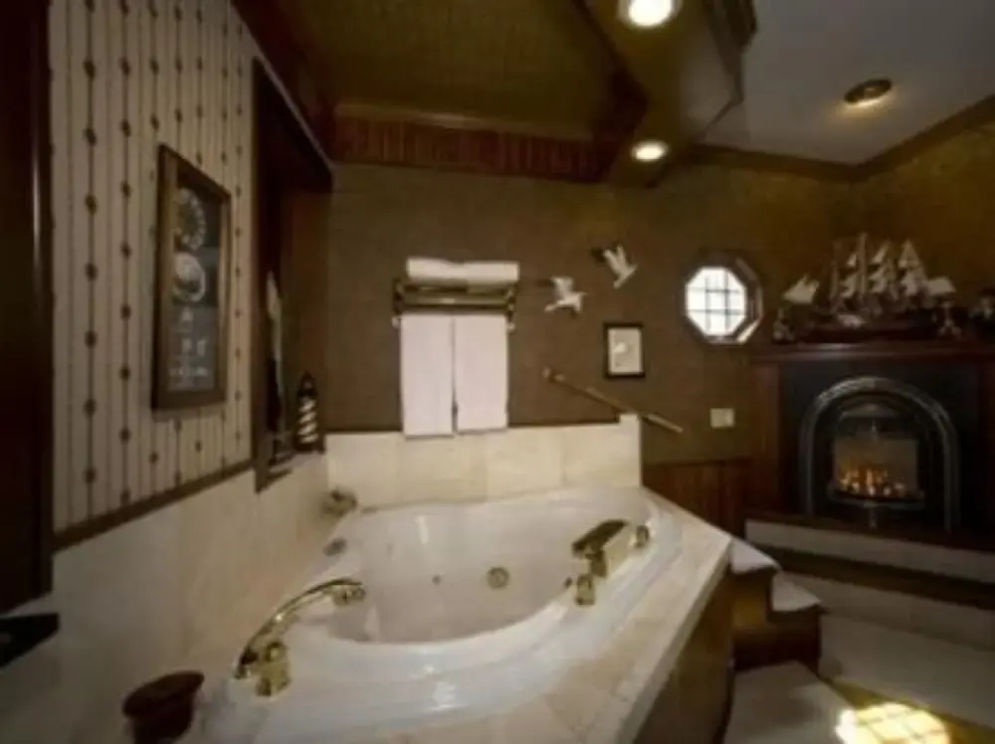 Port City Victorian Inn