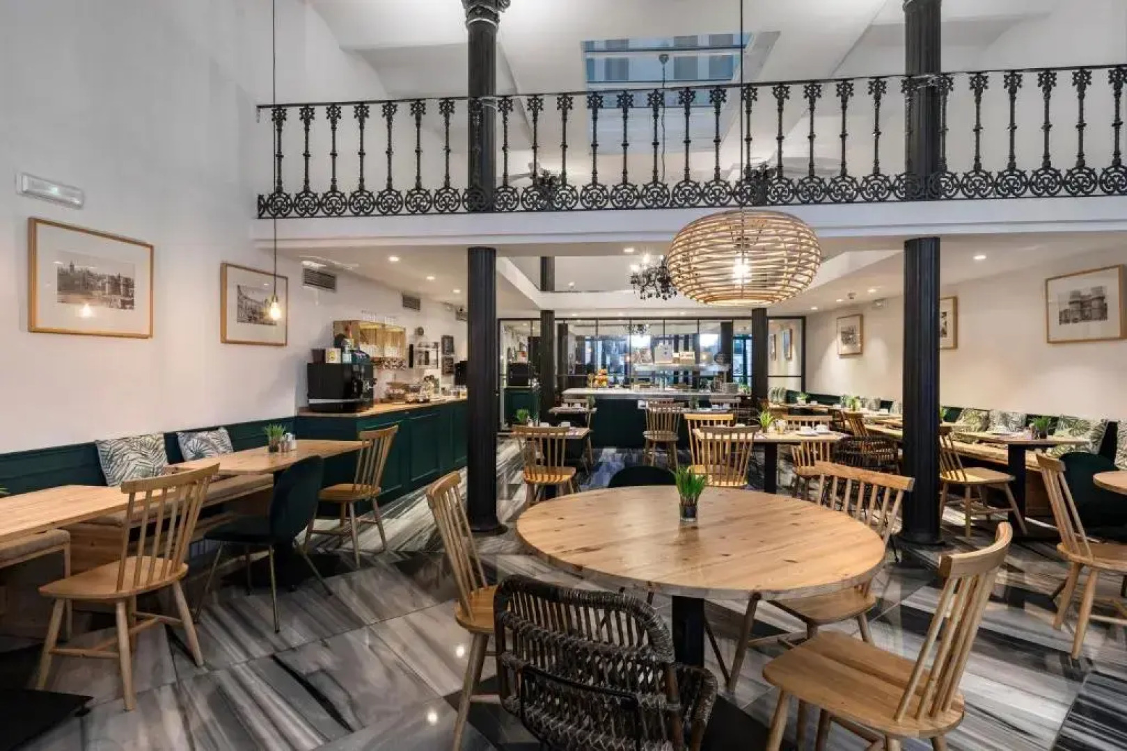 Petit Palace Plaza de la Reina