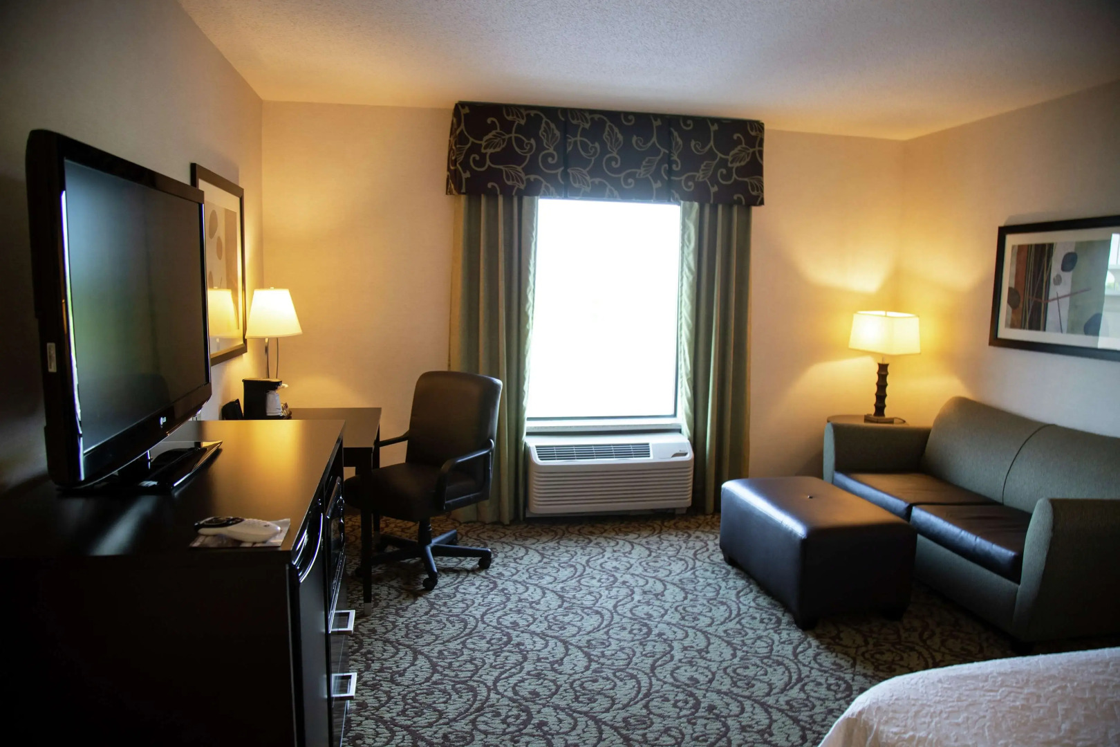 Hampton Inn & Suites Sharon, PA