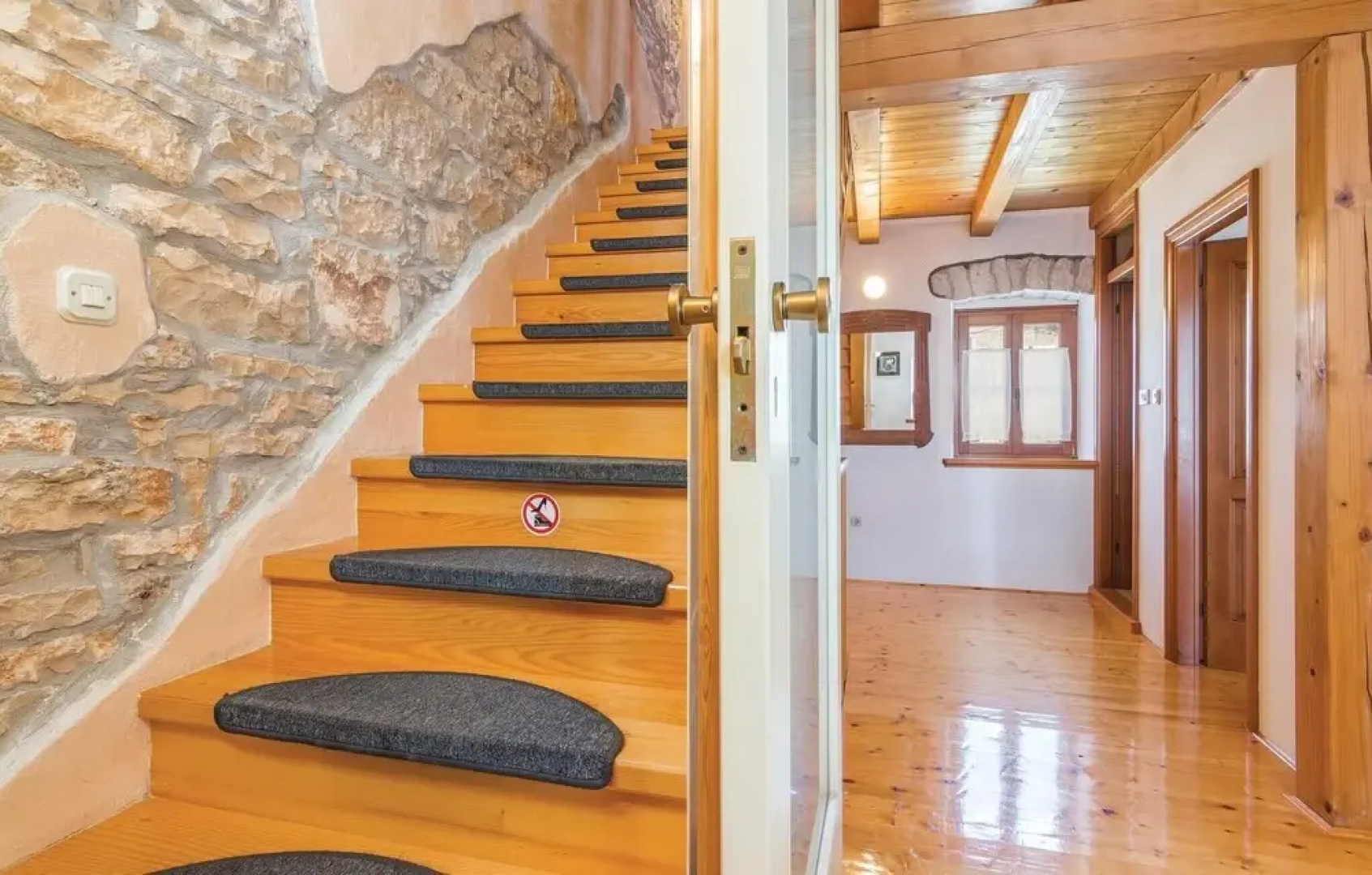Amazing Home in Kanfanar With Wifi and 3 Bedrooms