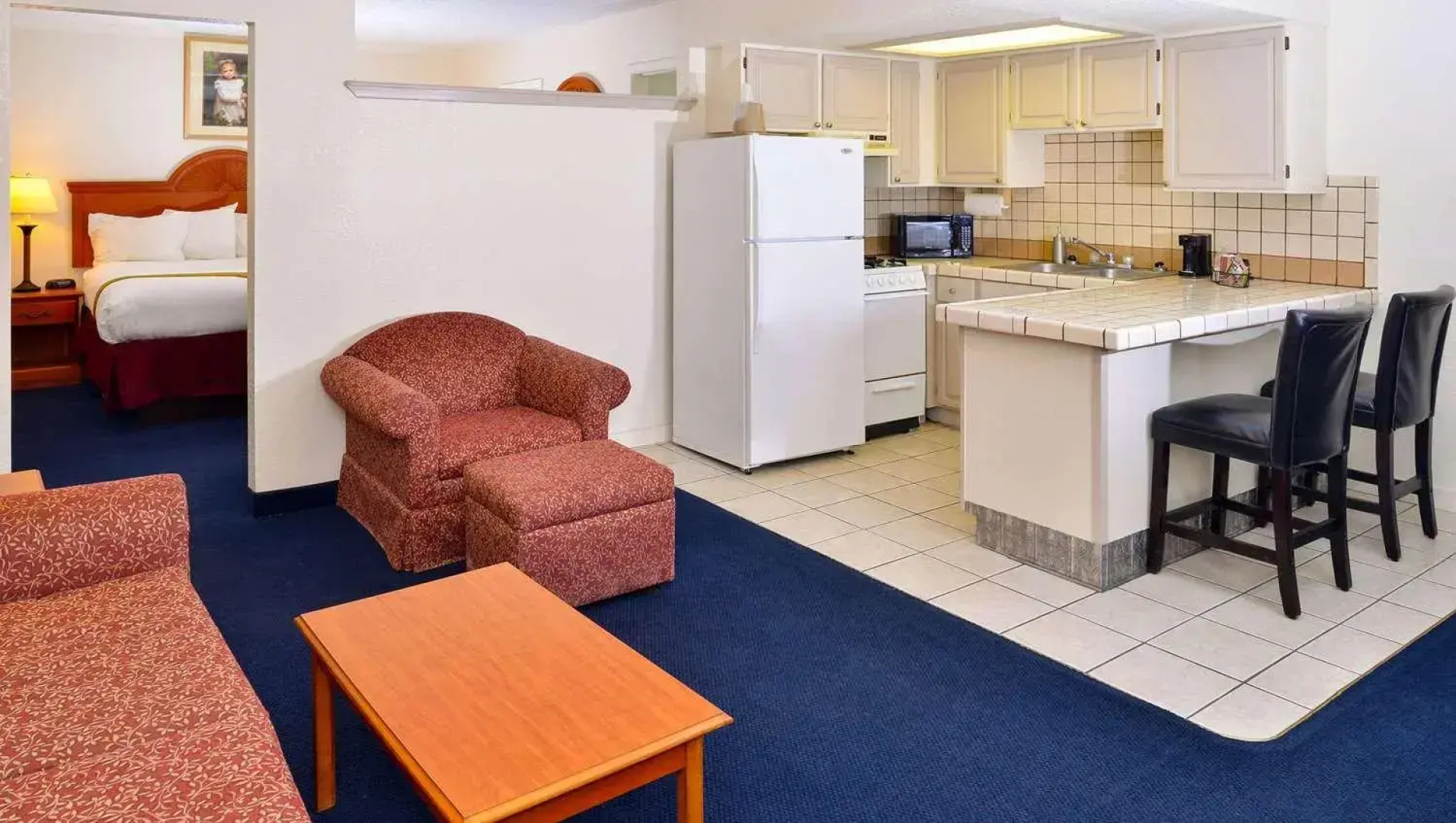 The Classic Desert Aire Hotel
