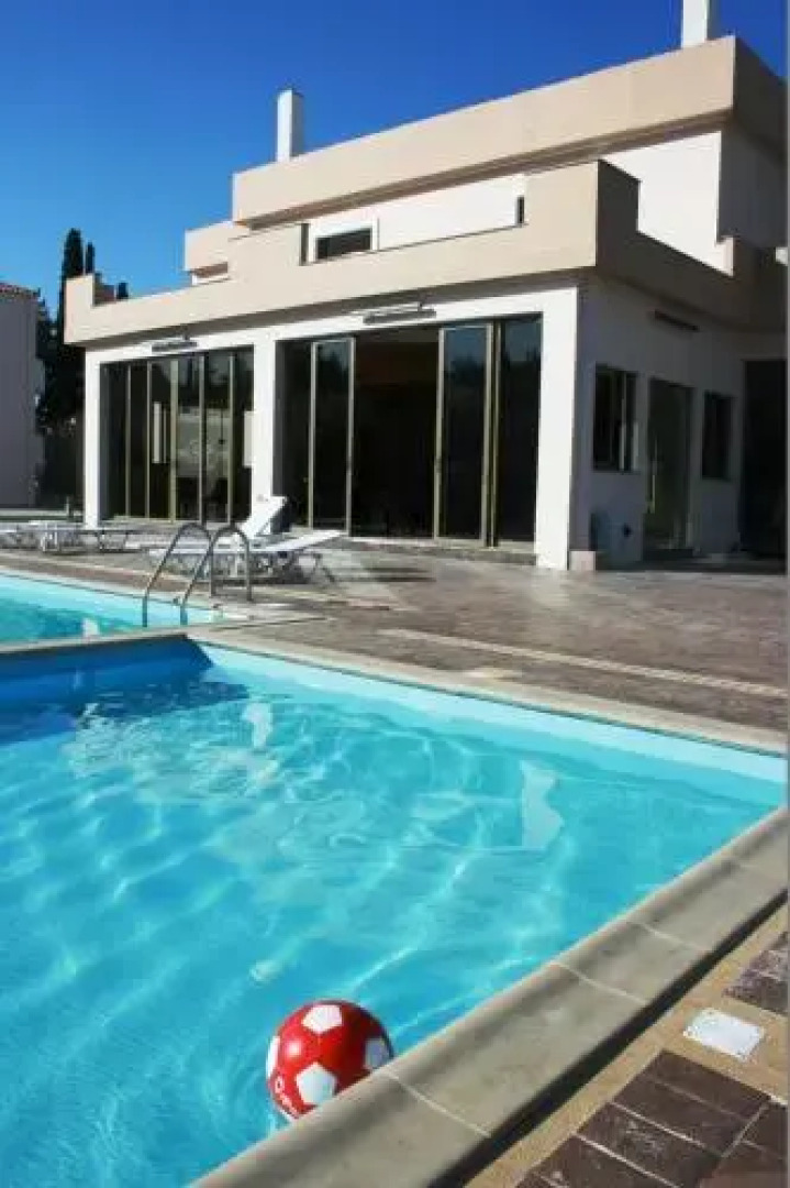 Zeis Edo Luxury Apartments