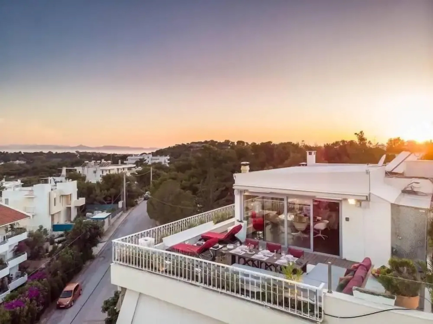 Sea View Apartment with Hot Tub & Sauna