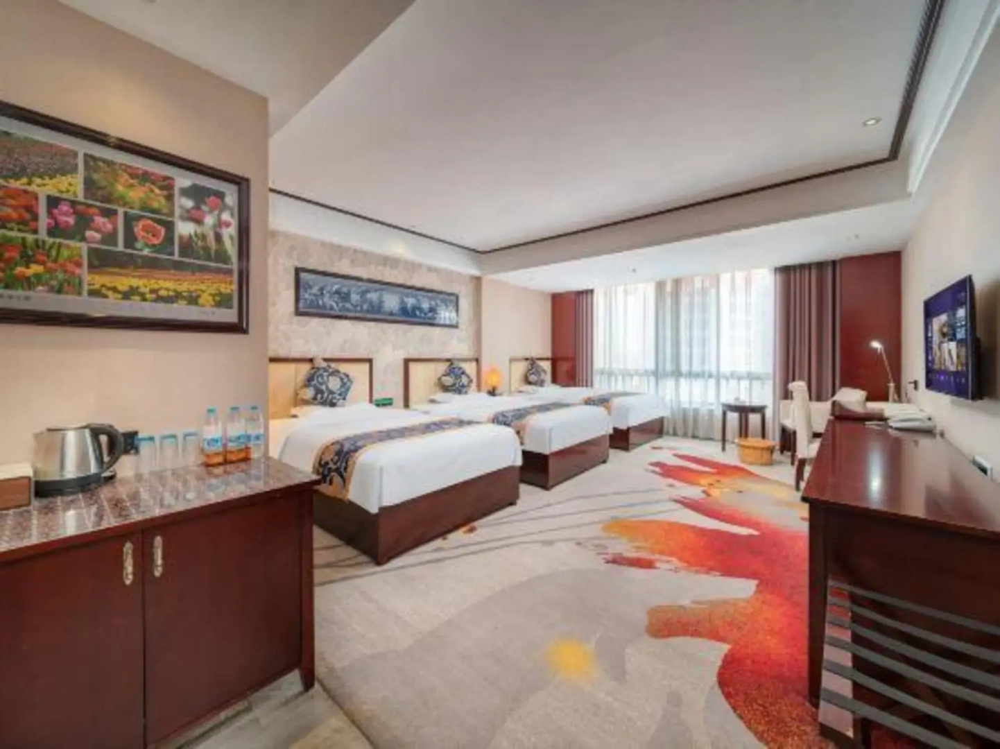 Baihui Hotel