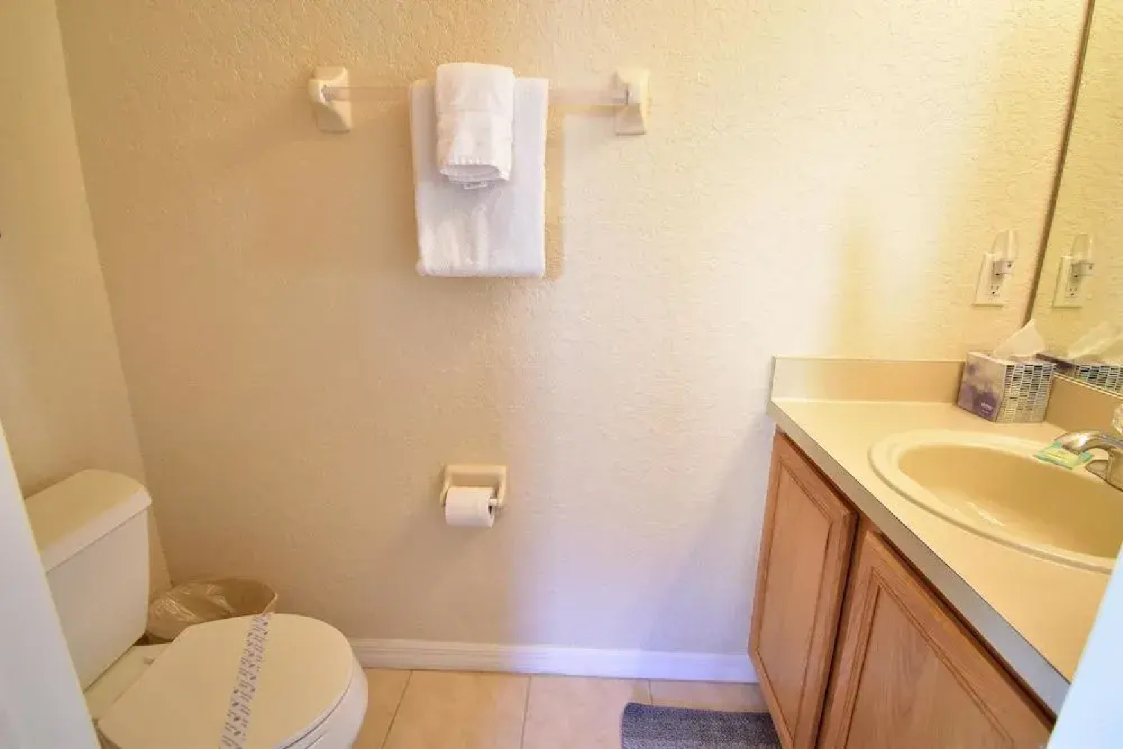 R448MIRA Miramar Delight 4 Br villa by RedAwning