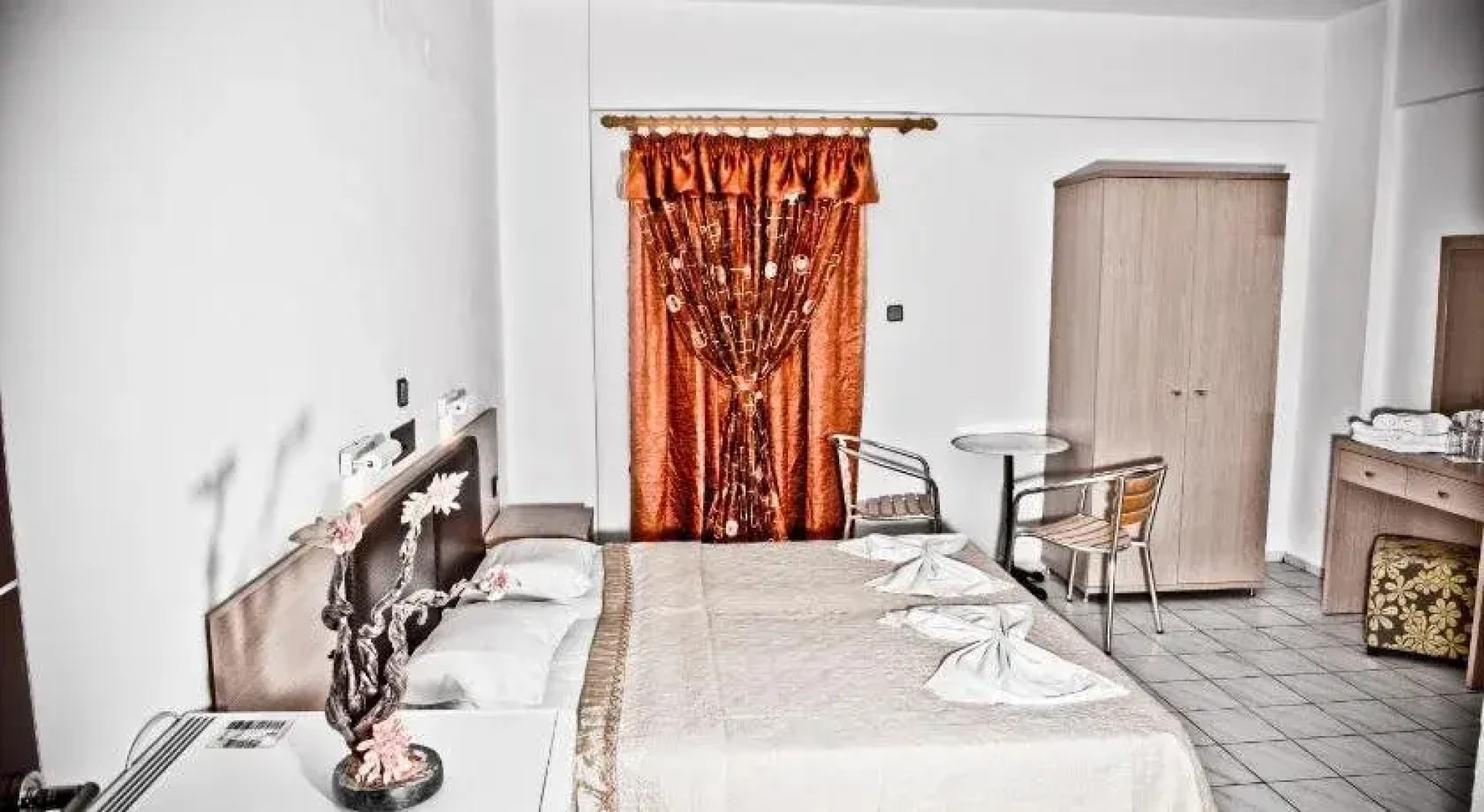 Alexander Beach Hotel