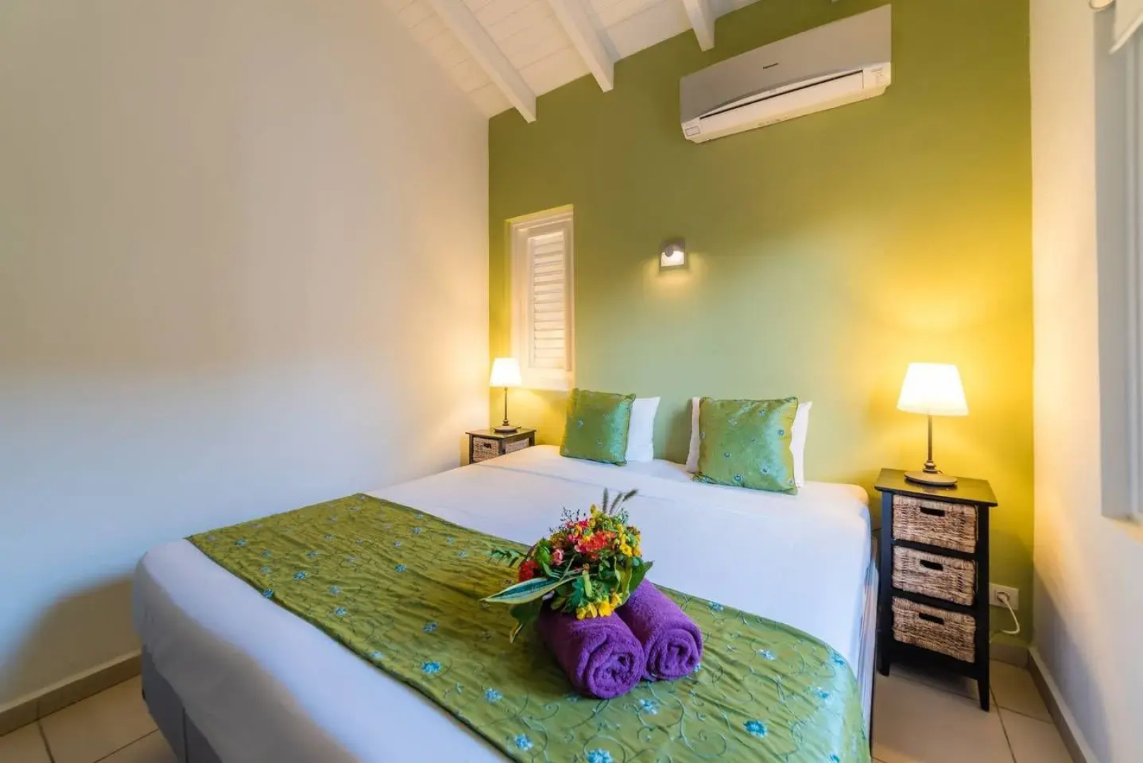 Perfect Villa at Famous Coral Estate - 5 min to the Beach
