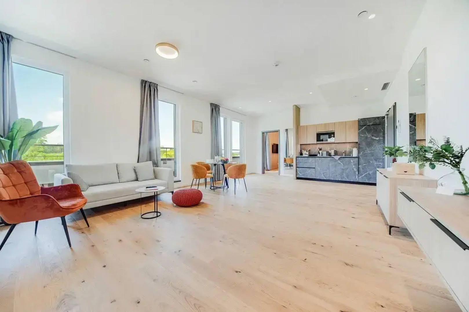 BRIGHT - Rosenheim Aicherpark