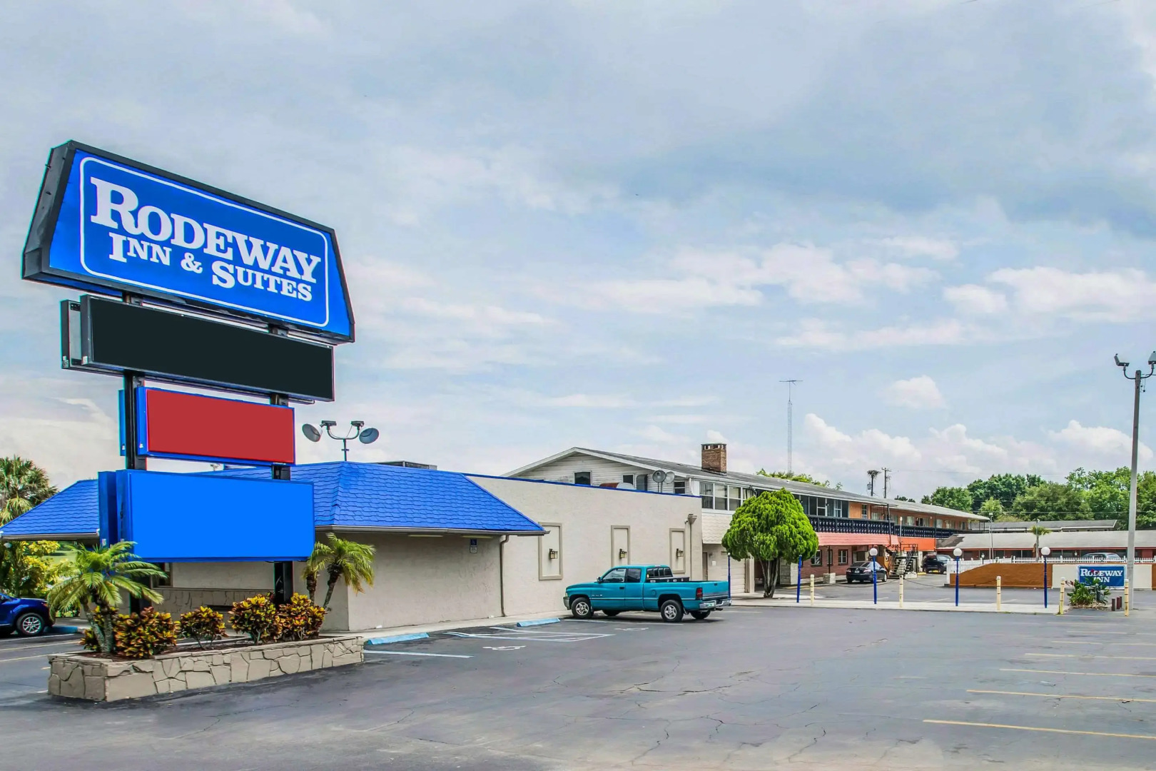 Rodeway Inn & Suites Winter Haven Chain Of Lakes