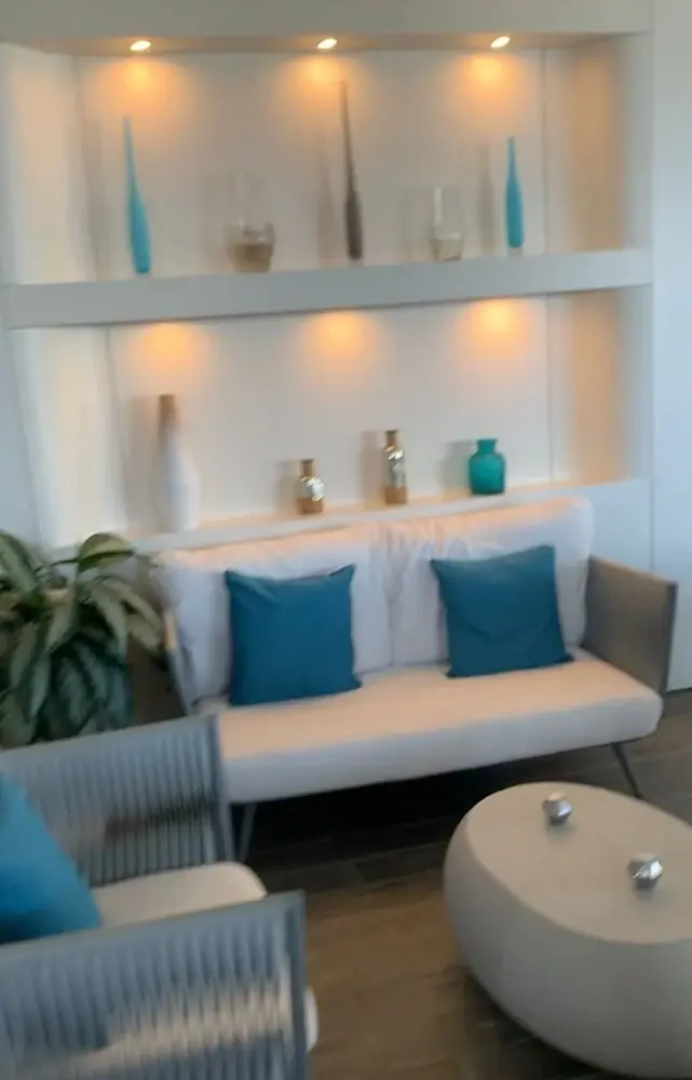 Stunning Bay Front 3 Bed Private Floor Apt 2001 @ BW Resort Miami