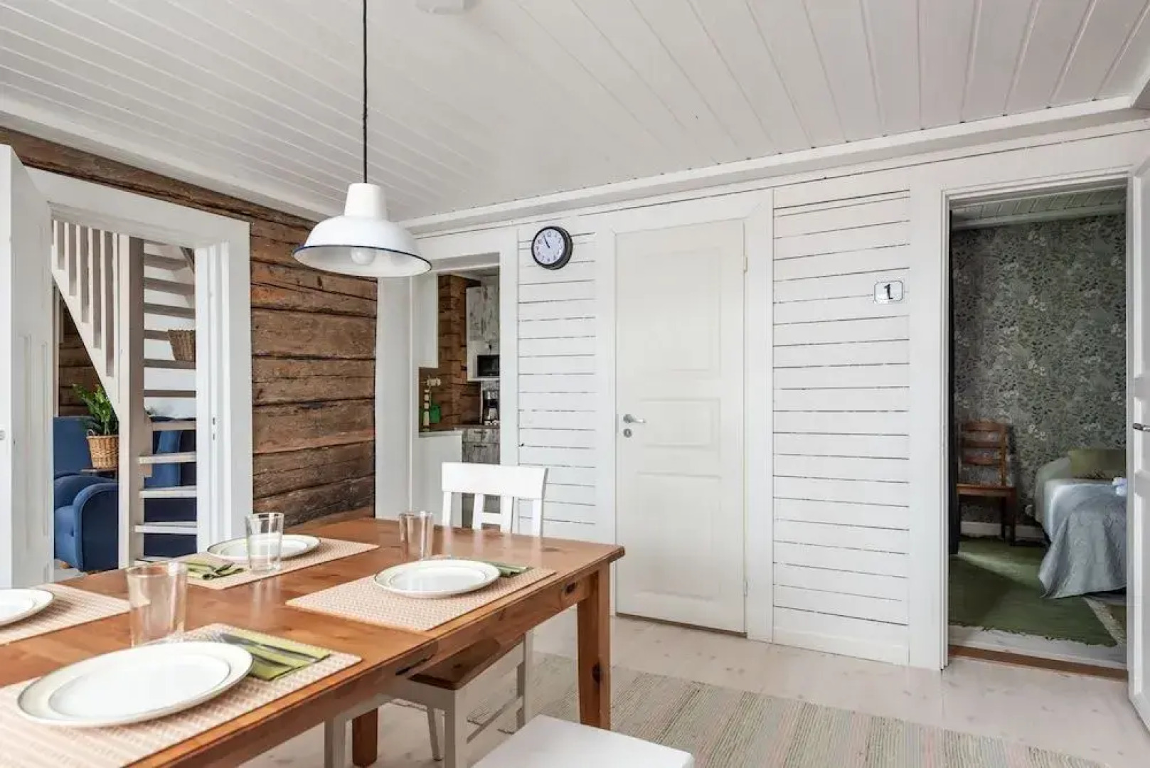 Pikisaari Guesthouse