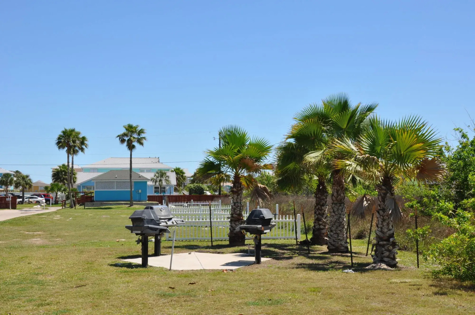 Plantation Suites & Conference Center