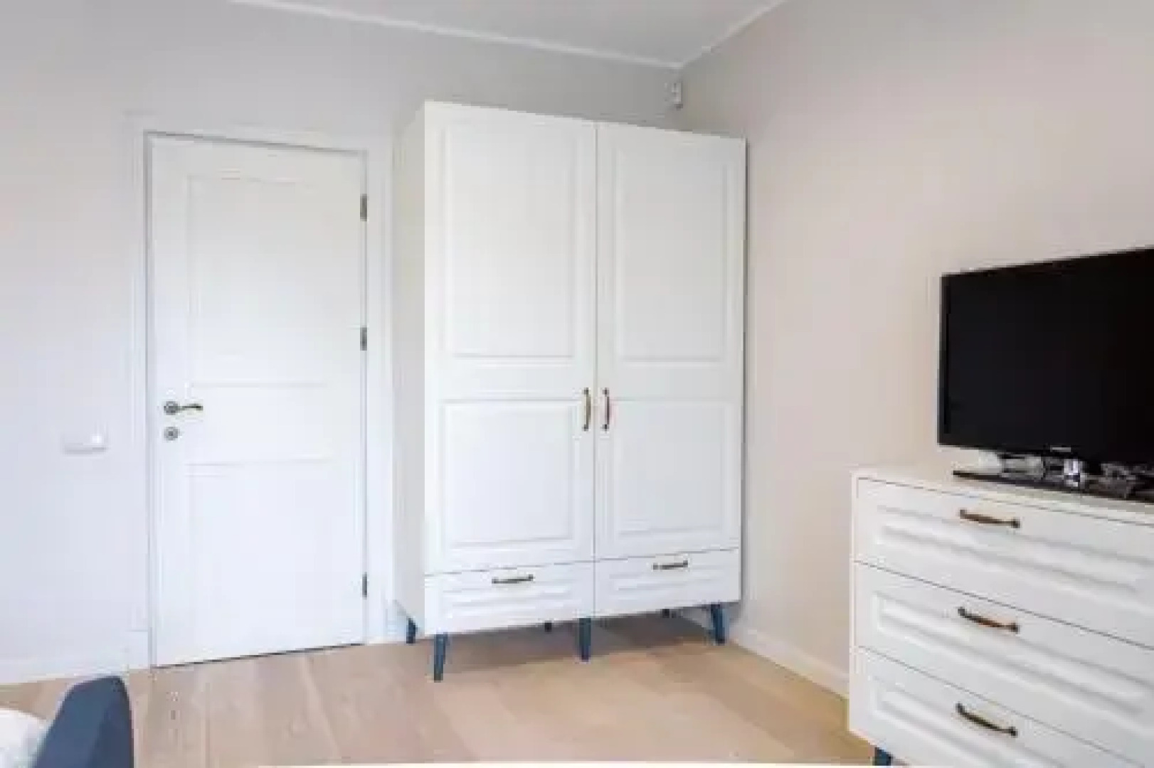 Near park apartment with balcony