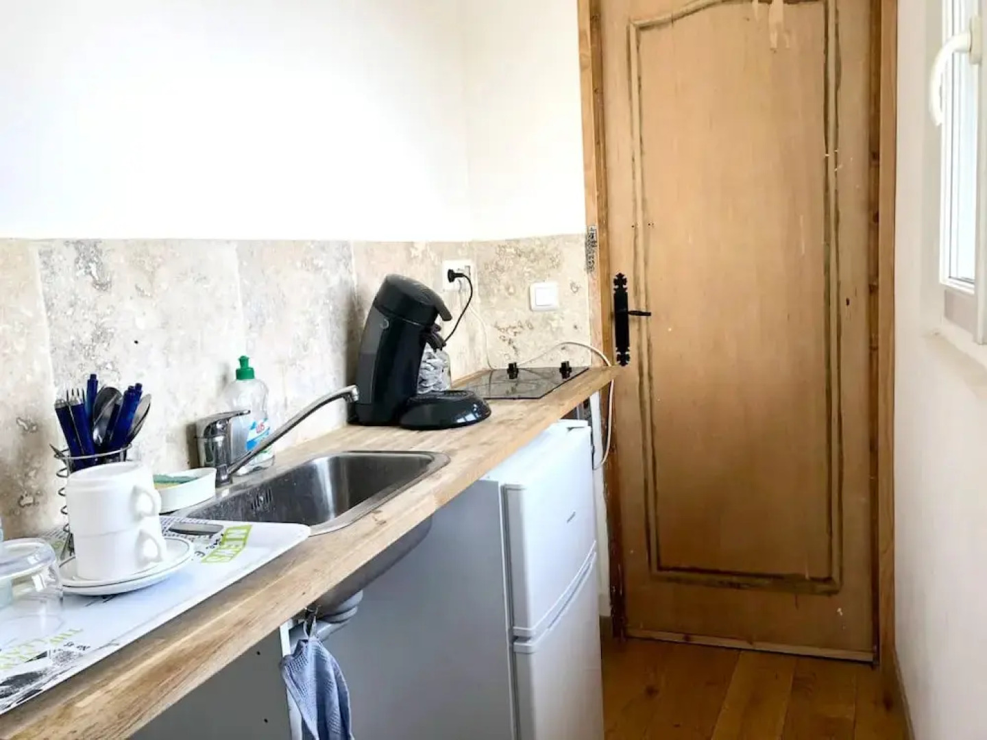 Studio in Villejuif, With Wonderful City View, Furnished Garden and Wifi - 300 km From the Beach