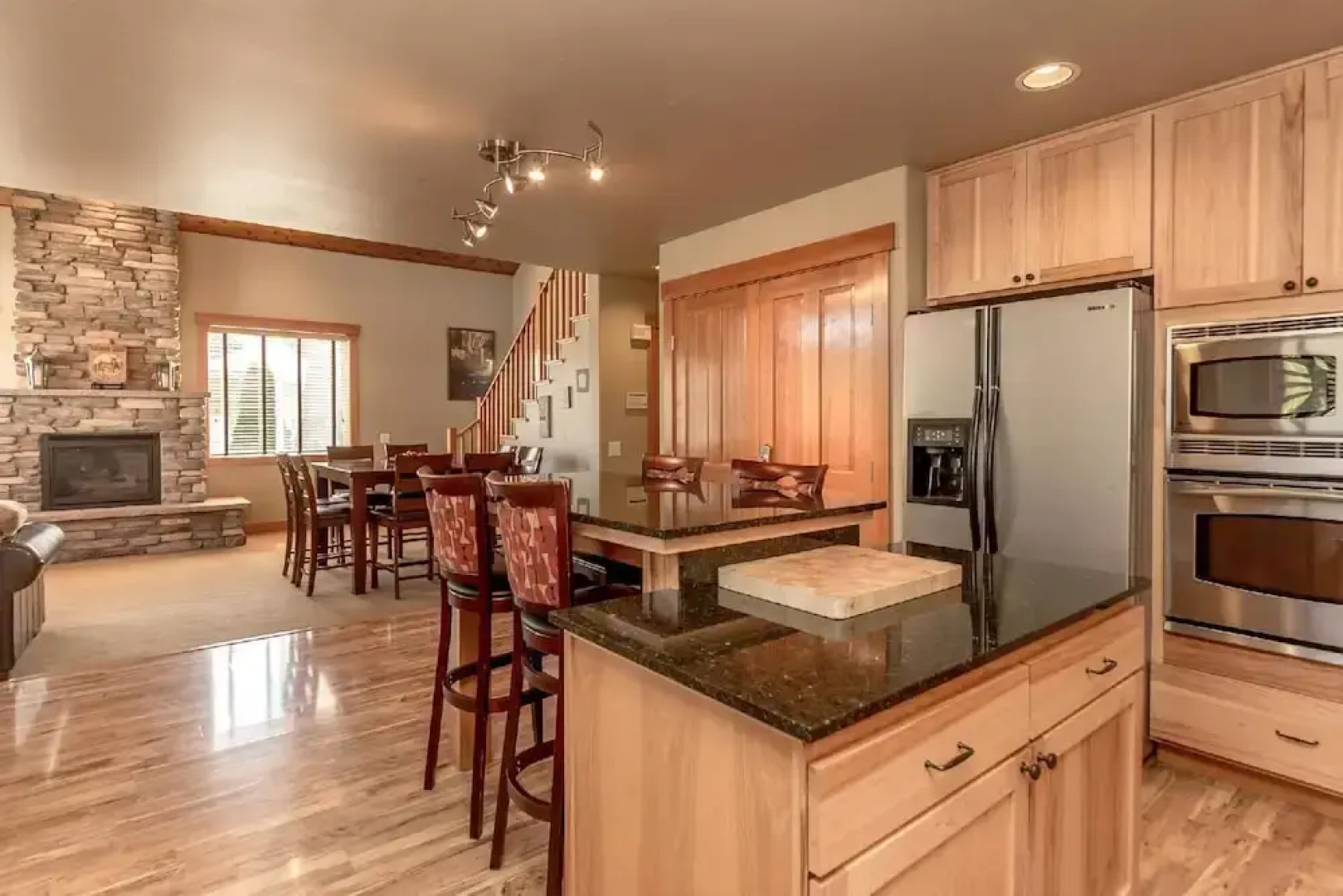Roslyn Hideaway