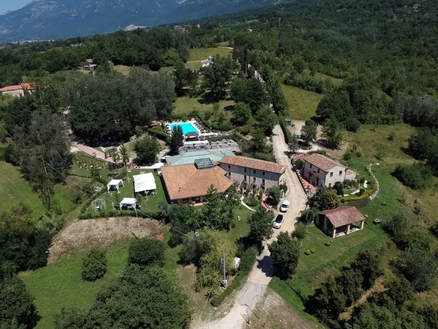 Valle Dell'Aquila Country House