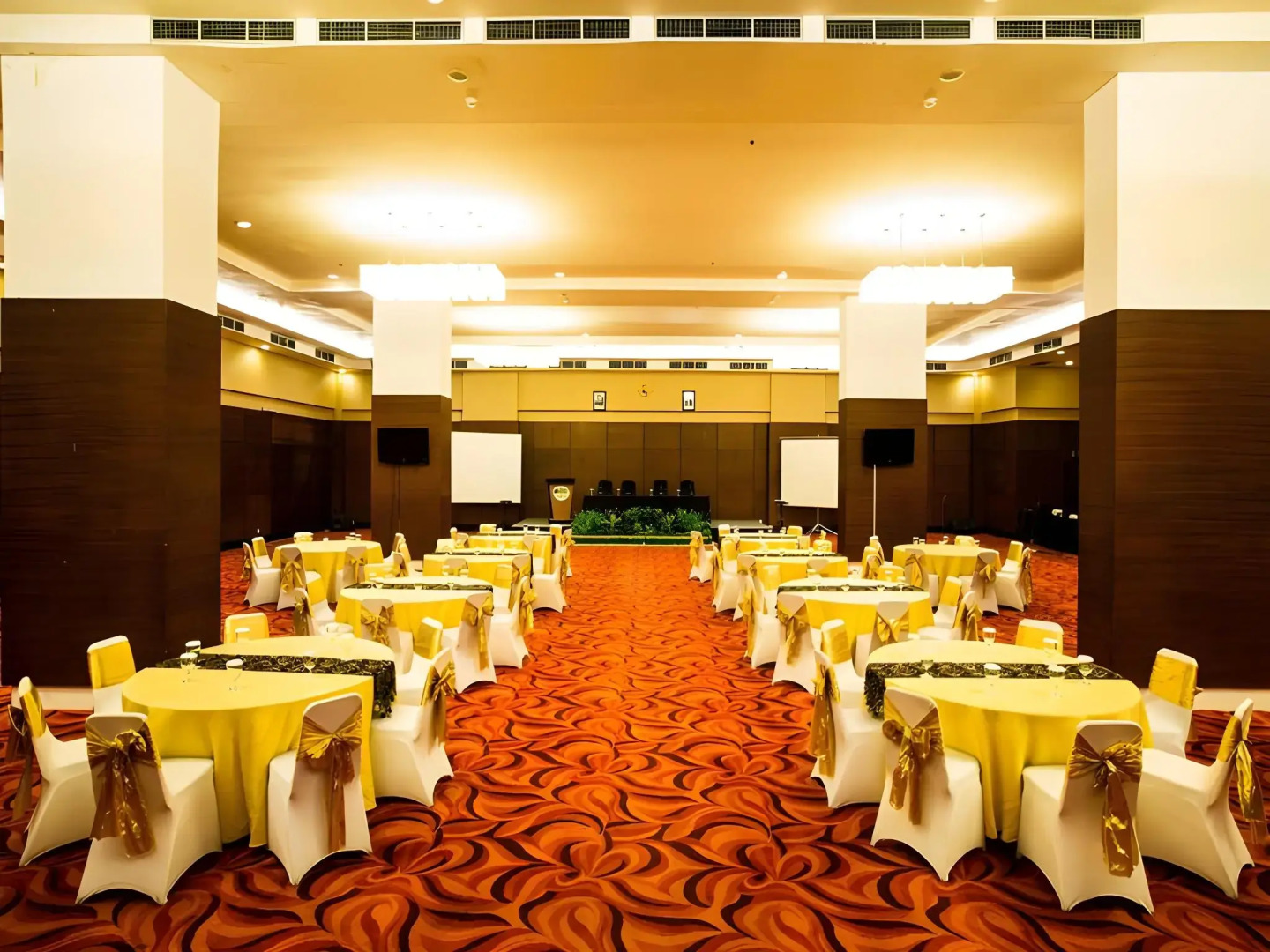 Aquarius Boutique Hotel