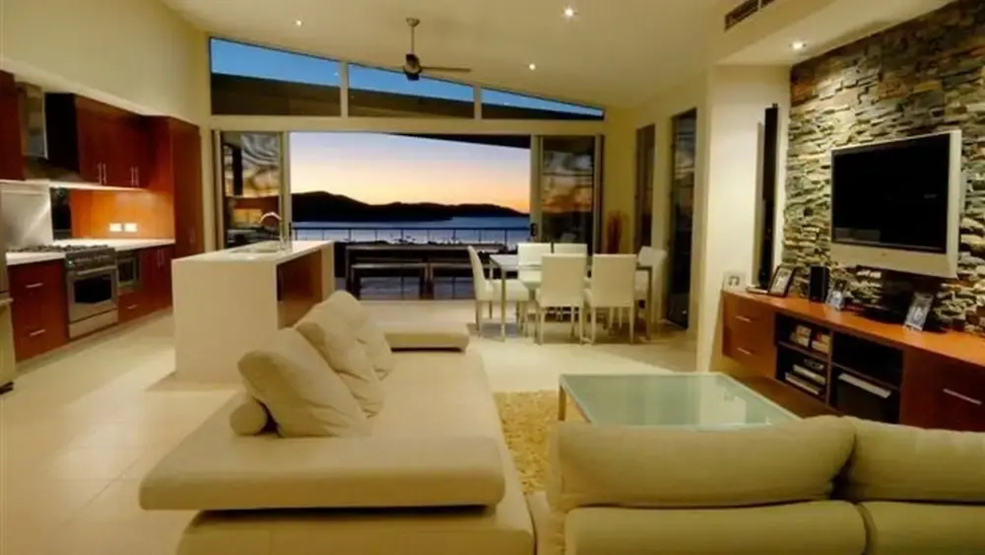 Whitsunday Views - Airlie Beach