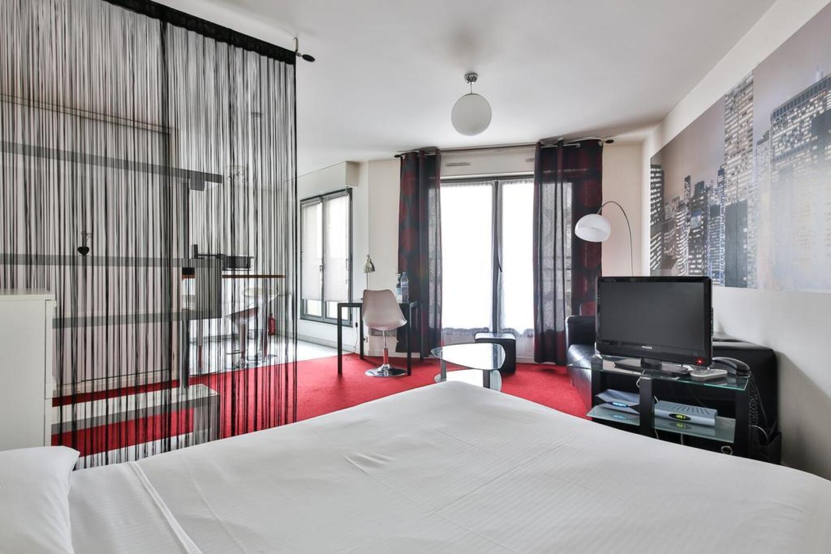 Paris la Défense Flats