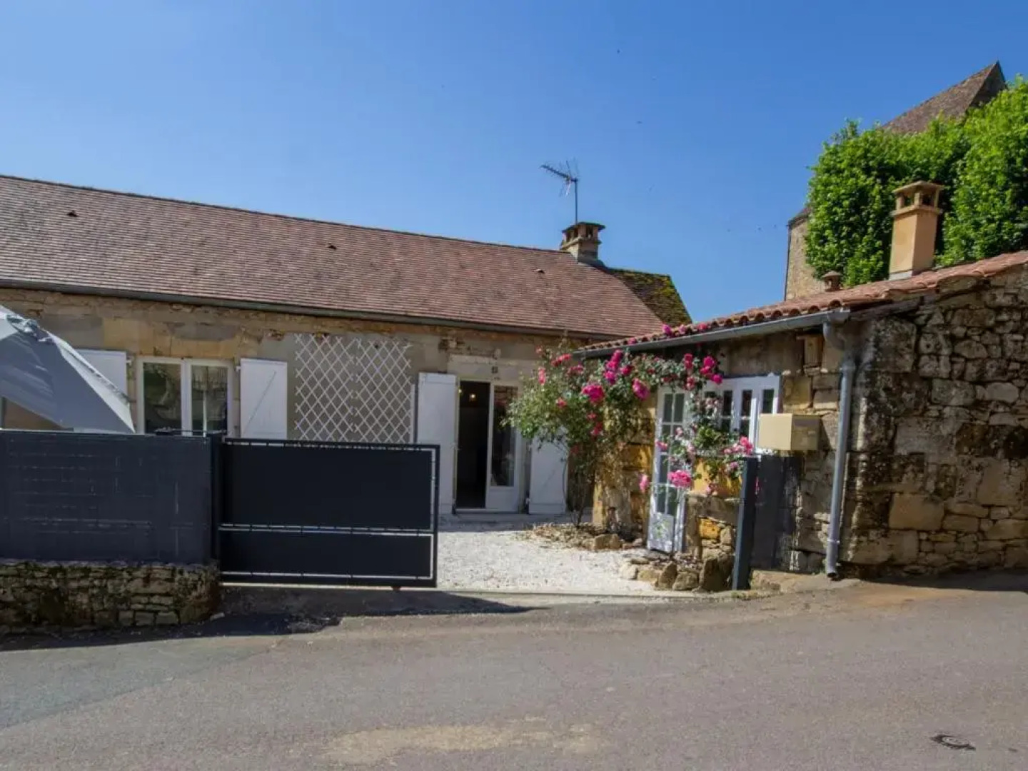 Gîte Calviac-en-Périgord, 3 pièces, 4 personnes - FR-1-616-193