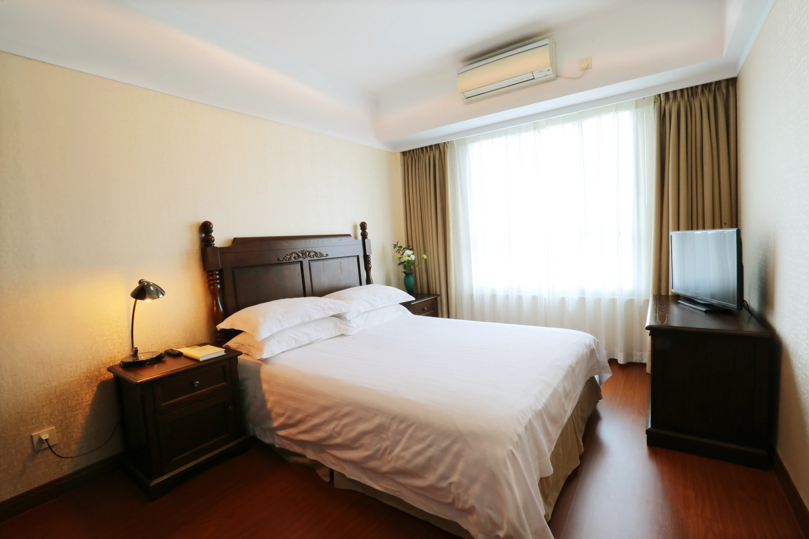 New Harbour Service Apartments