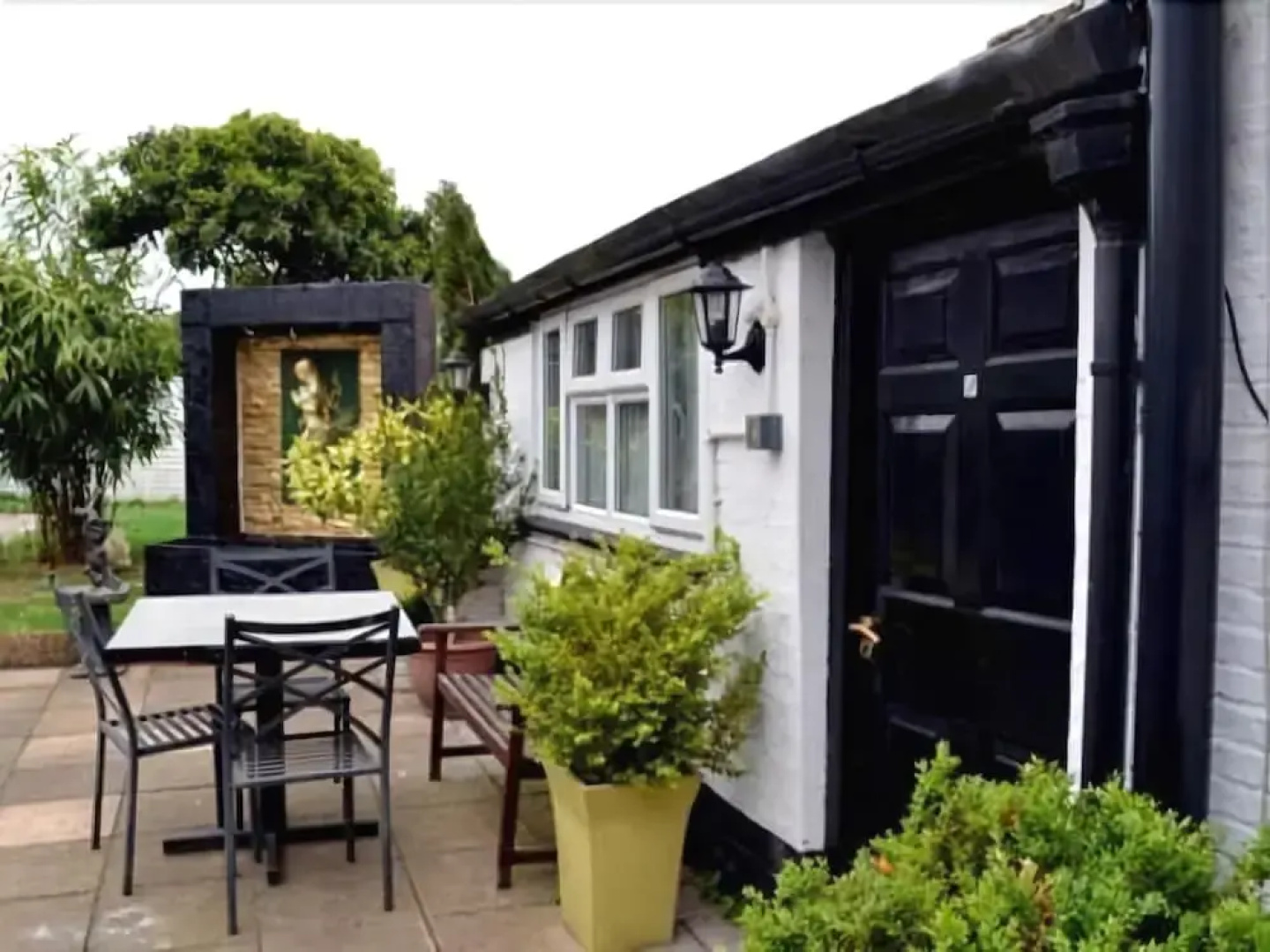 Ely Guest House