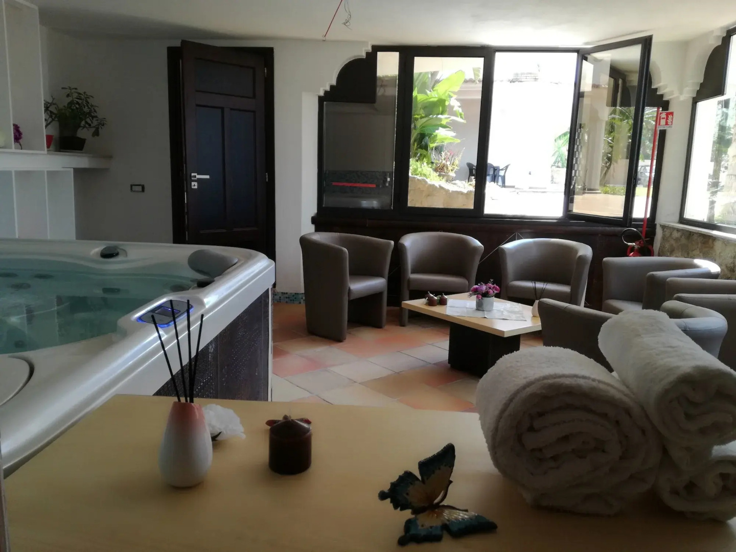 Arenas Hotel