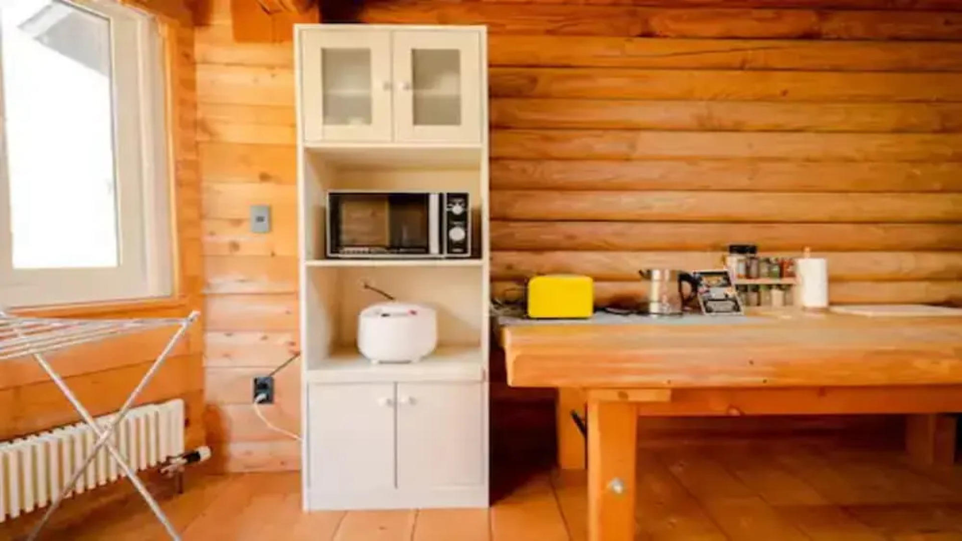 Lake Toya Hillside House