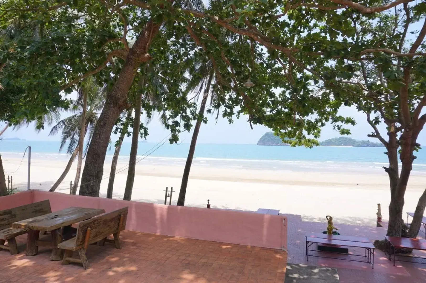 Yaravee Beach and Resort