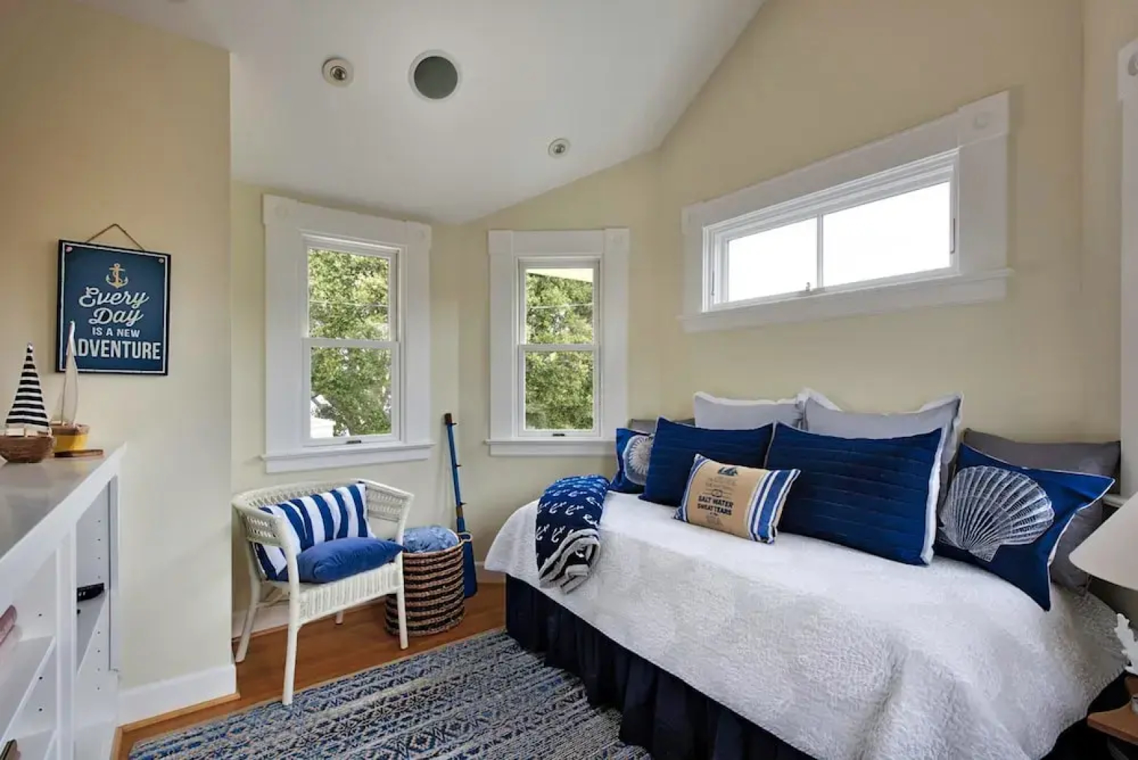 3715 Bliss by the Sea