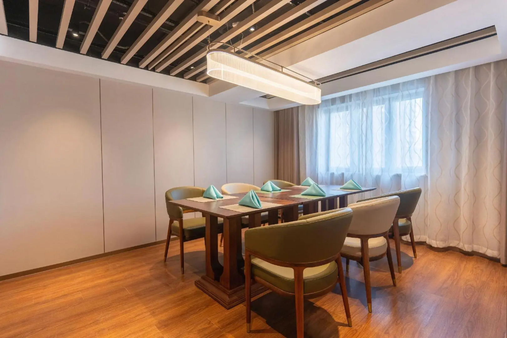 Excemon Xinjiang Yilite Hotel